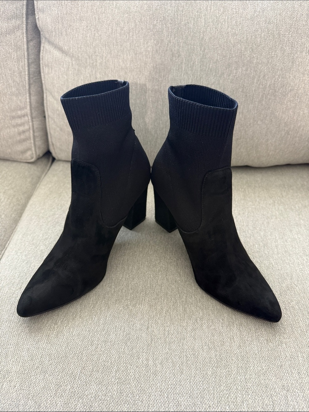 Steve Madden SZ 8M Black Knit Sock Booties Slip-on Ankle Boots Block Heel